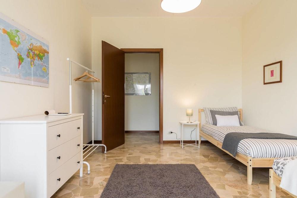 Piranesi Flexyrent Apartment - Room