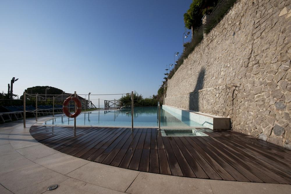 Hotel Rufolo - Outdoor Pool