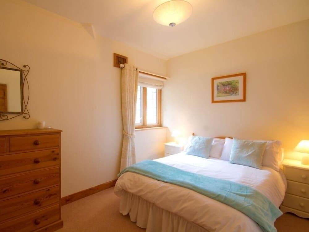 Cottage at Friston Down - Room