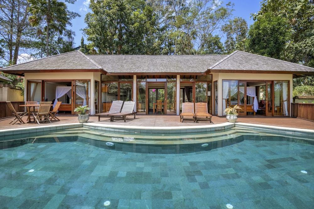 The Grand Bakas Jungle Retreat Villa - Featured Image