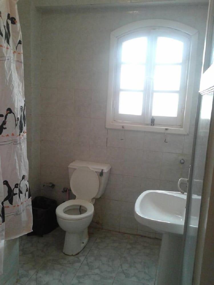 El Obayed Apartments Armed Forces - Bathroom