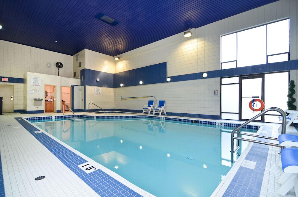 Best Western Plus Regency Inn & Conference Centre - Indoor Pool
