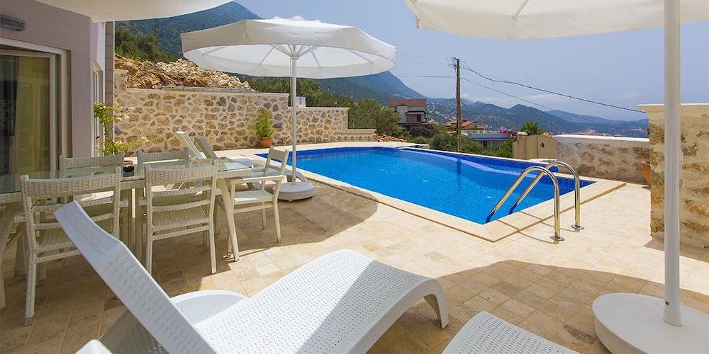 Villa Yagmur - Outdoor Pool