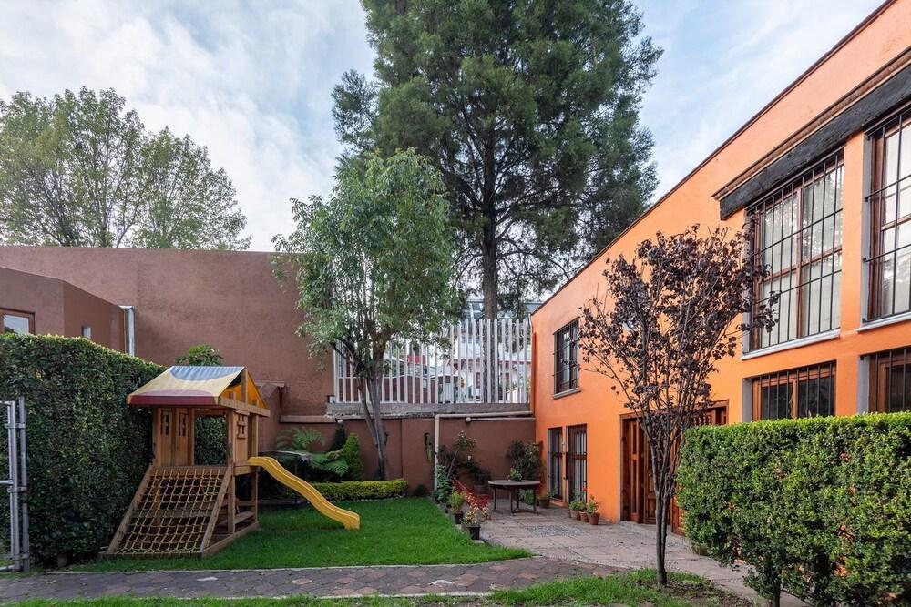 3 Bedroom house at the best of Coyoacan - Exterior