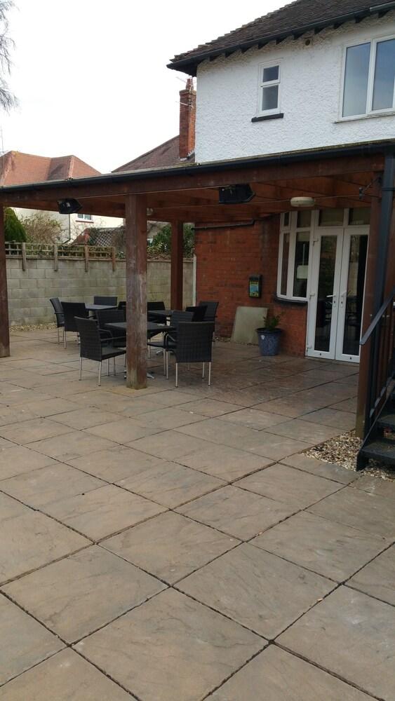 The Links Hotel - BBQ/Picnic Area