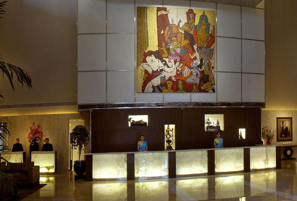 The LaLiT New Delhi - Lobby