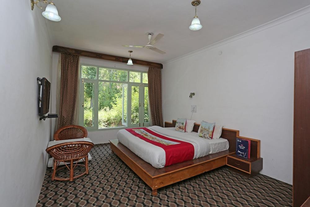 OYO 4759 Nishat Hill Resort - Featured Image