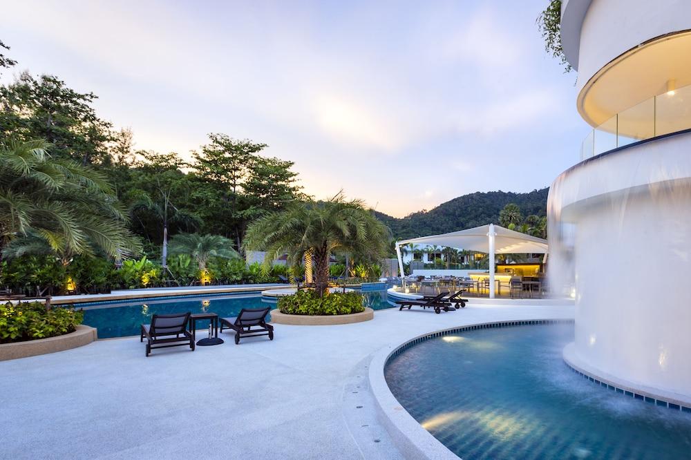 Holiday Inn Resort Phuket Karon Beach - Outdoor Pool