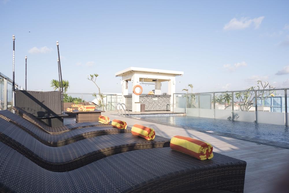 فندق زيا كوتا - Rooftop Pool