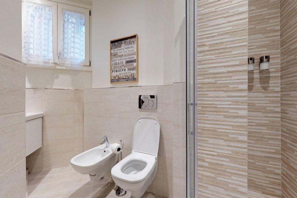 Duomo Luxury Loft - Bathroom