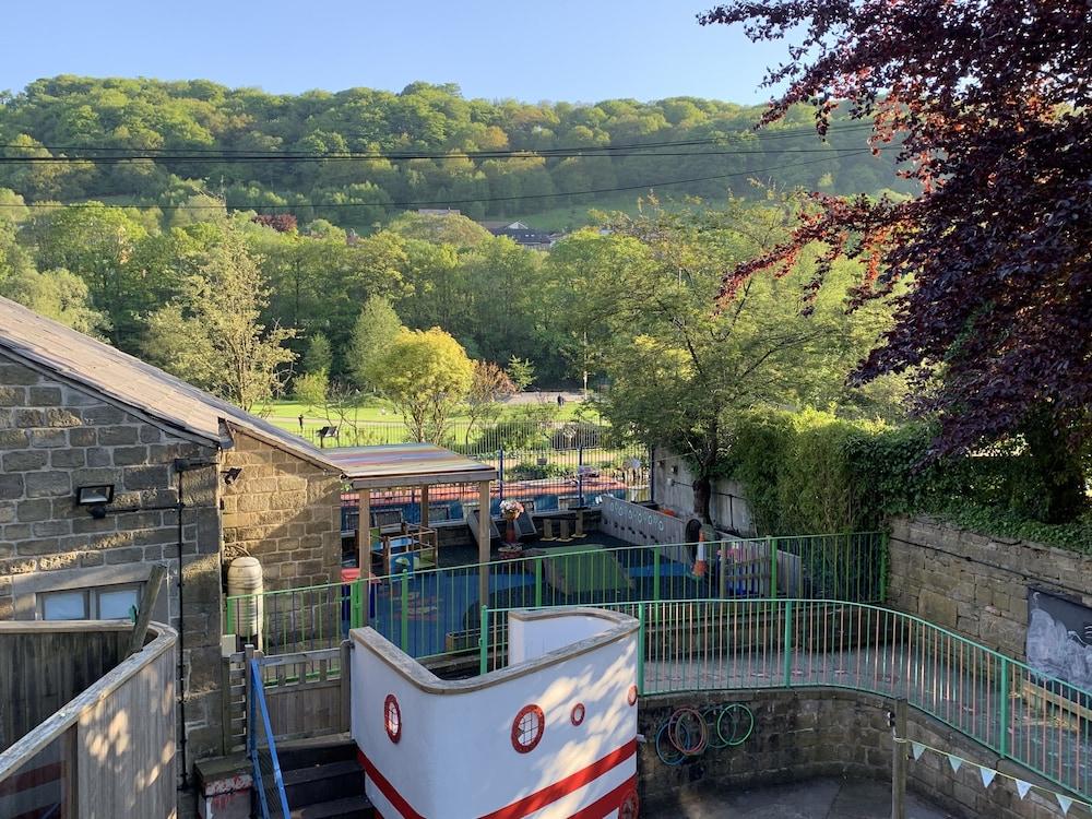 4 Bedroom Period Townhouse in the Heart of Hebden - Property Grounds