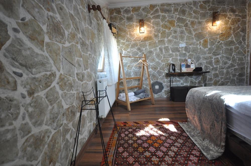 Uchisar Stone House - Room