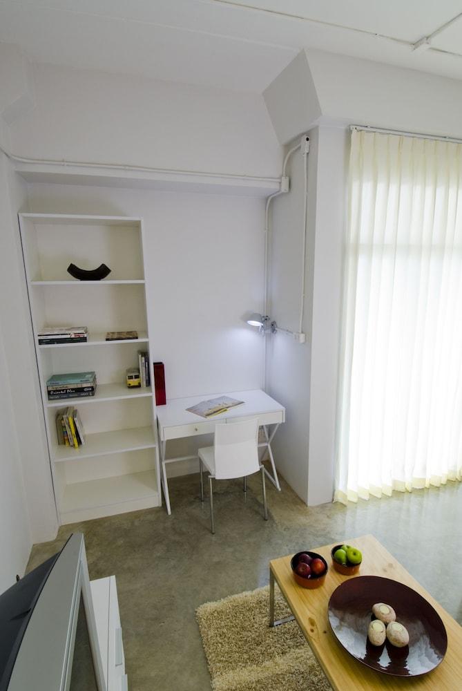 T Series Place Serviced Apartment - Interior