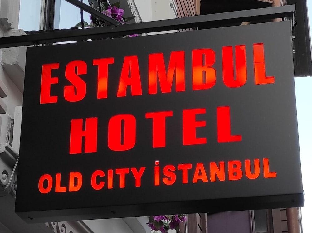 هوتل إستامبول - Featured Image