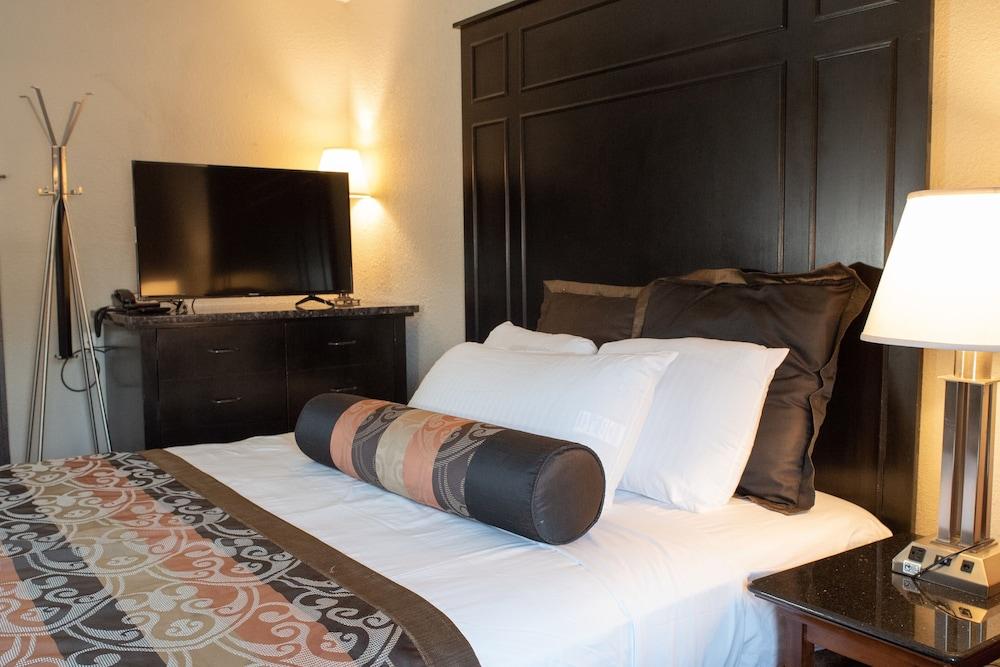 Hotel Chataura - Room