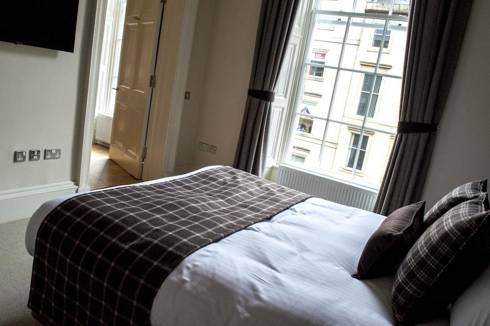 Dreamhouse at Blythswood Apartments Glasgow - Room