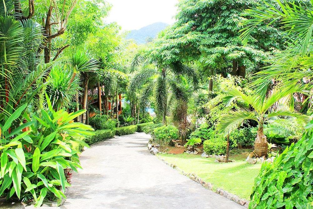 Baan Vanida Garden Resort - Property Grounds