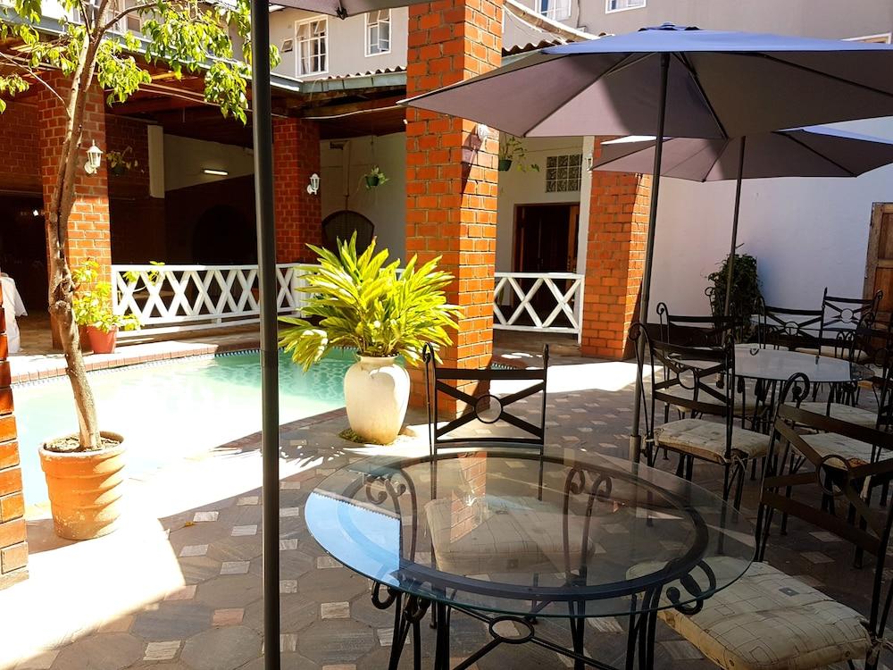 The Lusaka Hotel - Outdoor Pool
