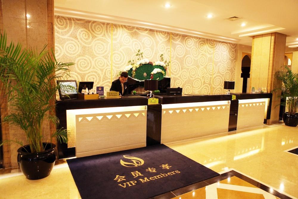 Luxemon Xinjiang Yindu Hotel - Reception