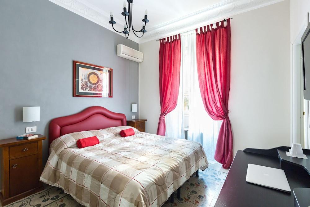 Guest House Calamatta - Featured Image