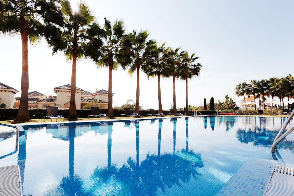 Deluxe Villas Don Carlos Resort - Featured Image
