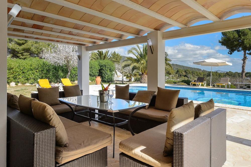 Villa Piedad Ibiza - Featured Image