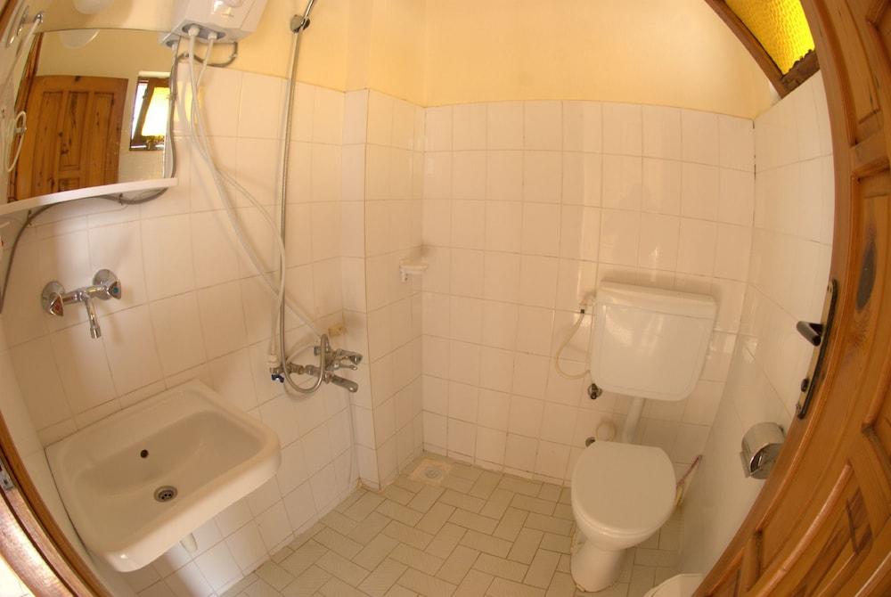 كوركماز بانسيون أبارت - Bathroom