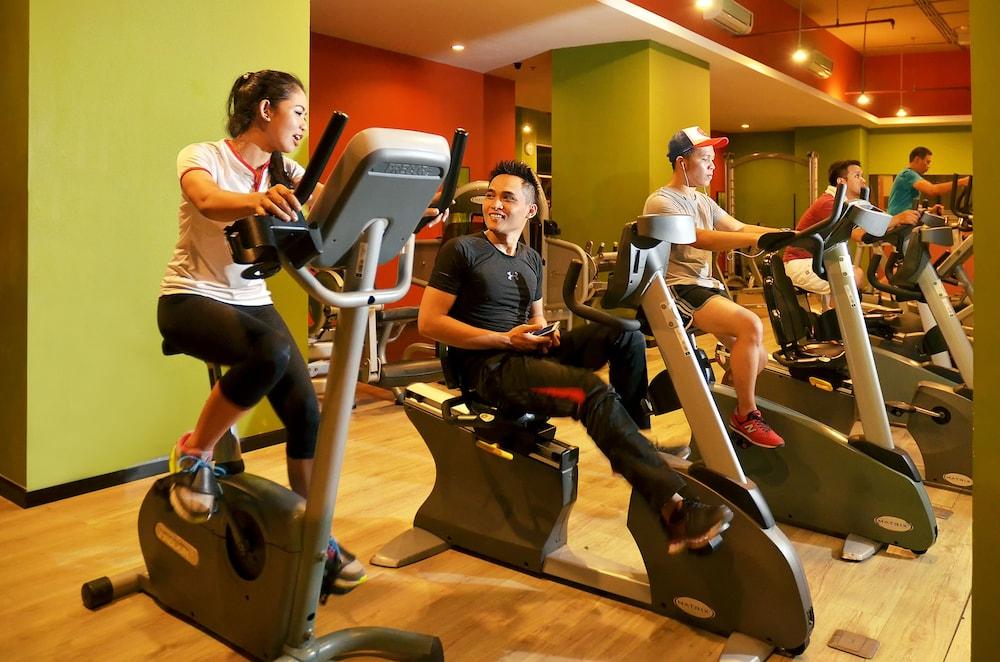 Solo Paragon Hotel & Residences - Fitness Facility