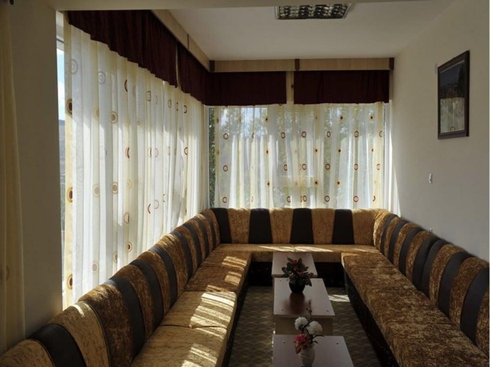 Baskent Demiralan Hotel - Lobby Sitting Area