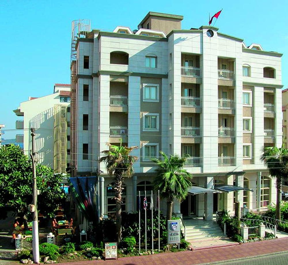 Almena Hotel - Featured Image
