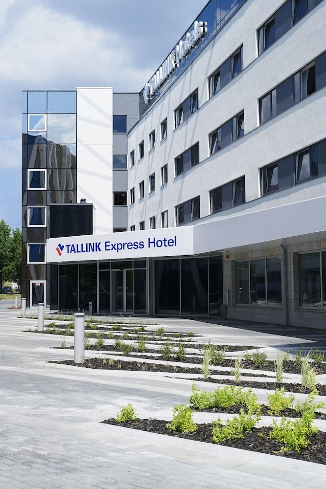 Tallink Express Hotel - Exterior