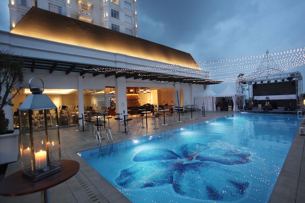 Four Points By Sheraton Bandung - Outdoor Pool