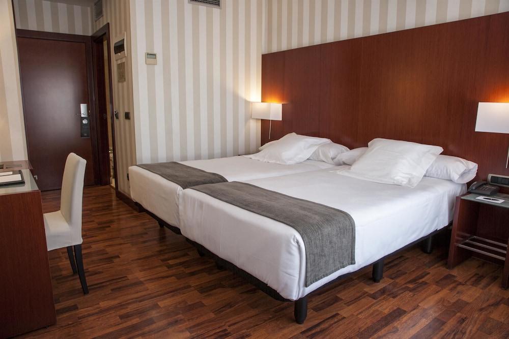 Hotel Zenit Murcia - Room