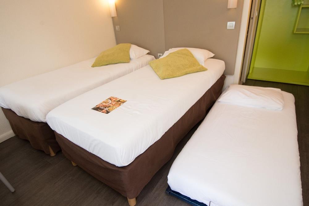 Hotel Campanile Reims Sud - Bezannes - Room