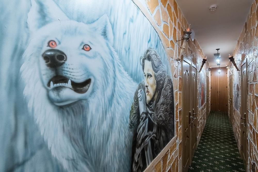 Winterfell on Kropotkinskaya - Interior