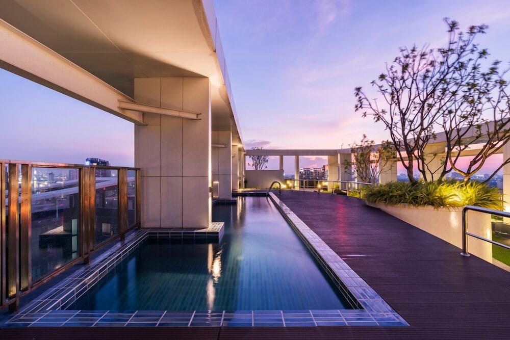 The Prestige Sky By Favstay - Rooftop Pool