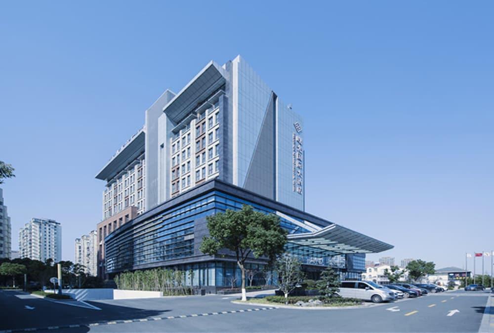 Shuguang International Hotel Kunshan - Featured Image