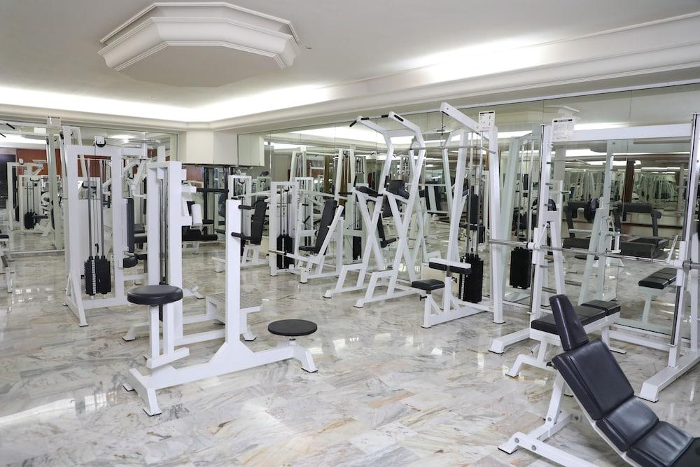 Viccini Suites Hotel - Gym
