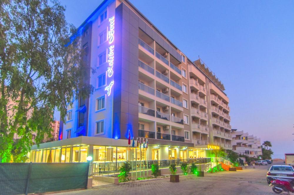 Kolibri Hotel - Featured Image
