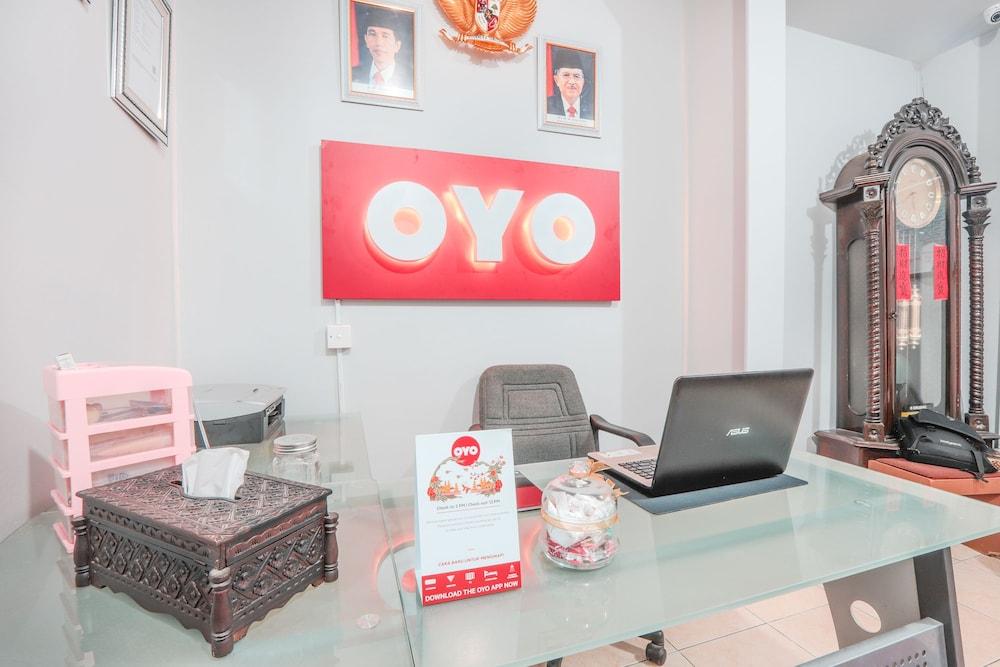 OYO 208 G house - Reception