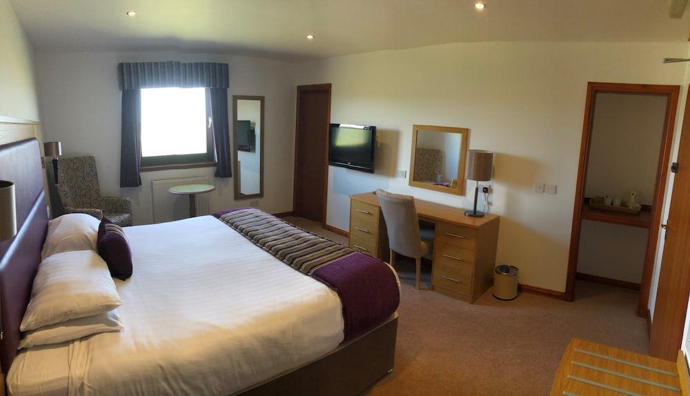 Heath Hill Hotel - Room