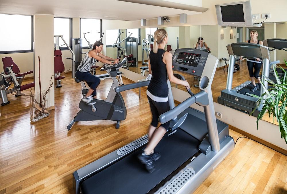 Cosmo Hotel Palace - Gym