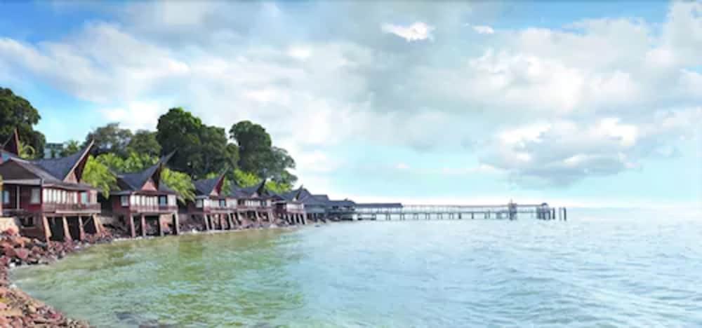 Batam View Beach Resort - Exterior