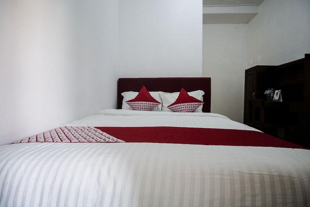 OYO 659 Kost And Home Stay Wisma Mulia - Featured Image