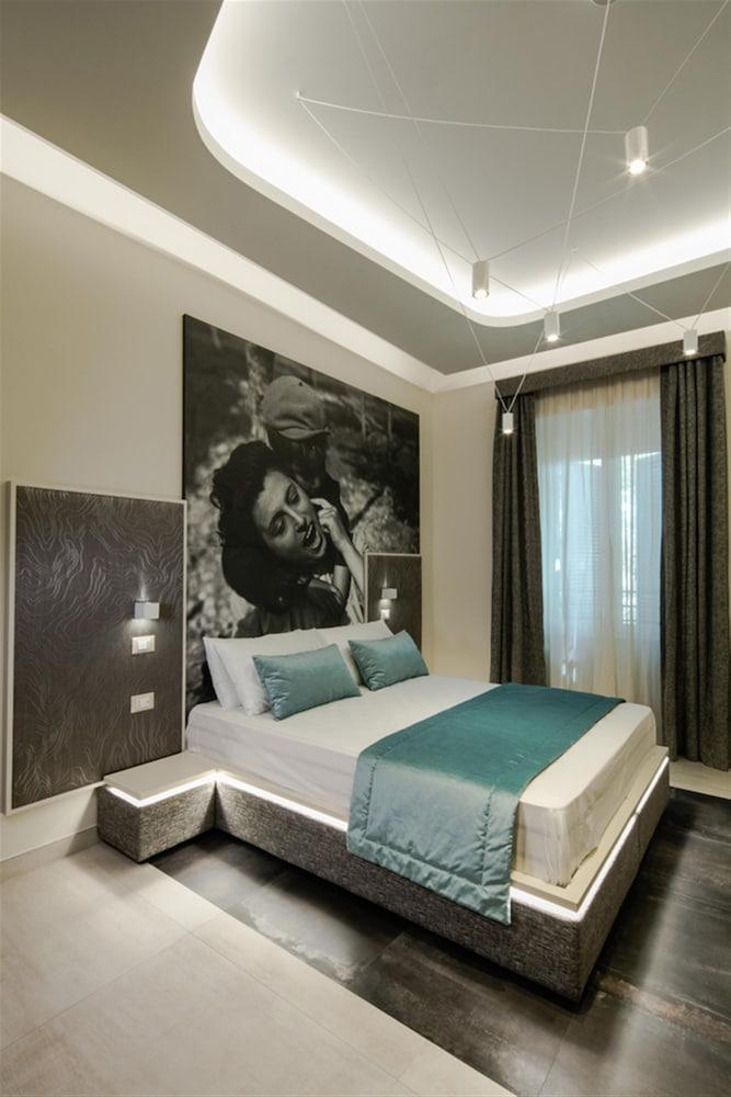 Via Veneto Luxury Suites - Room