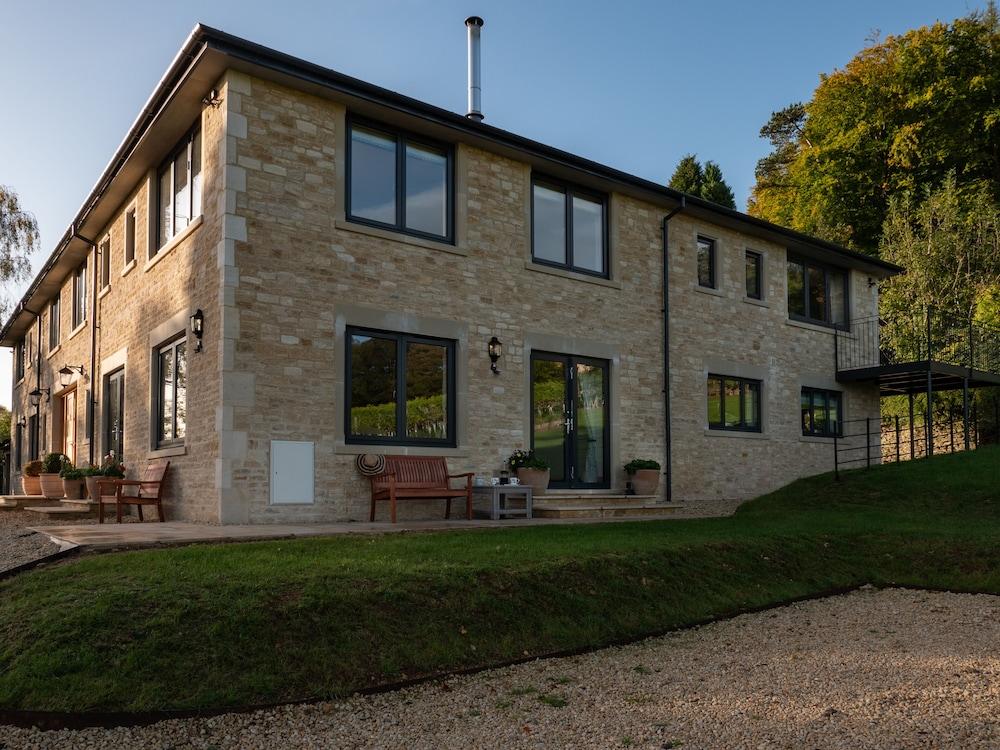 Woodchester Valley House - Exterior