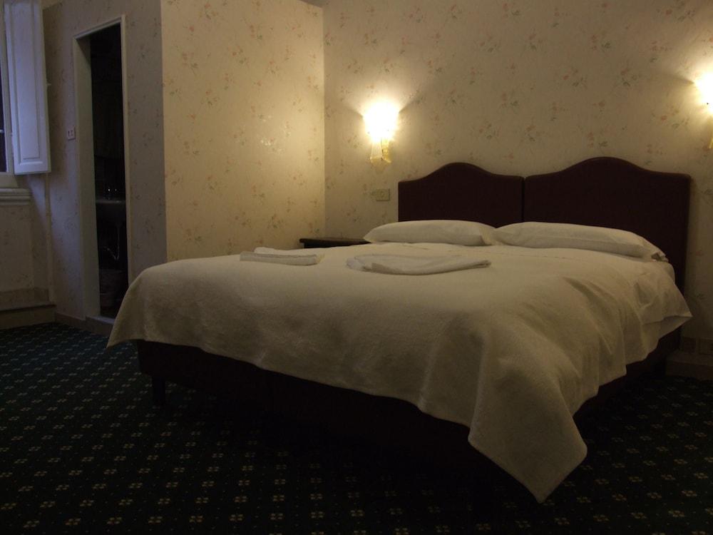 Hotel Texas - Room