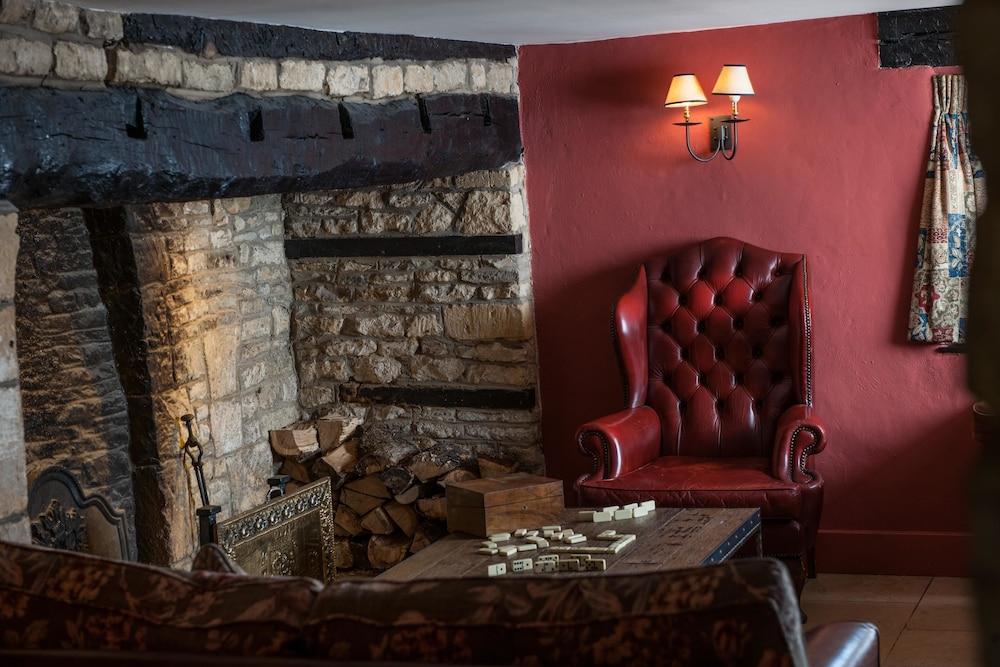 The Slaughters Country Inn - Interior