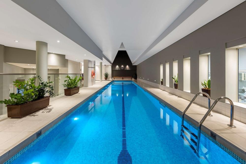 Radisson Blu Plaza Hotel Sydney - Indoor Pool