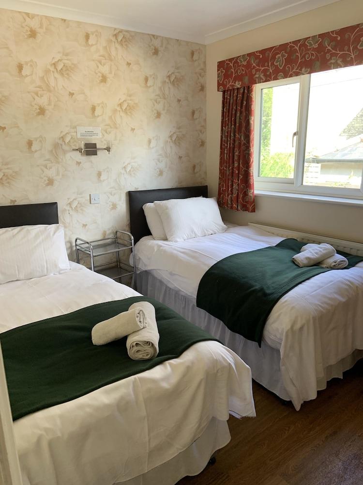 Hill Lodge Hotel - Room